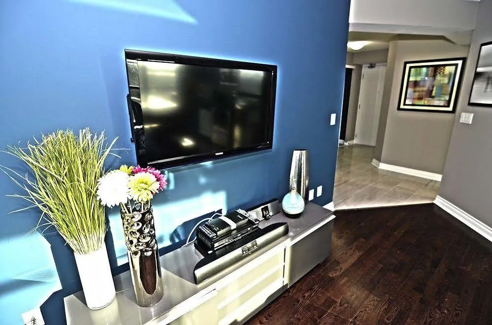 Amber Suite Toronto Apartment