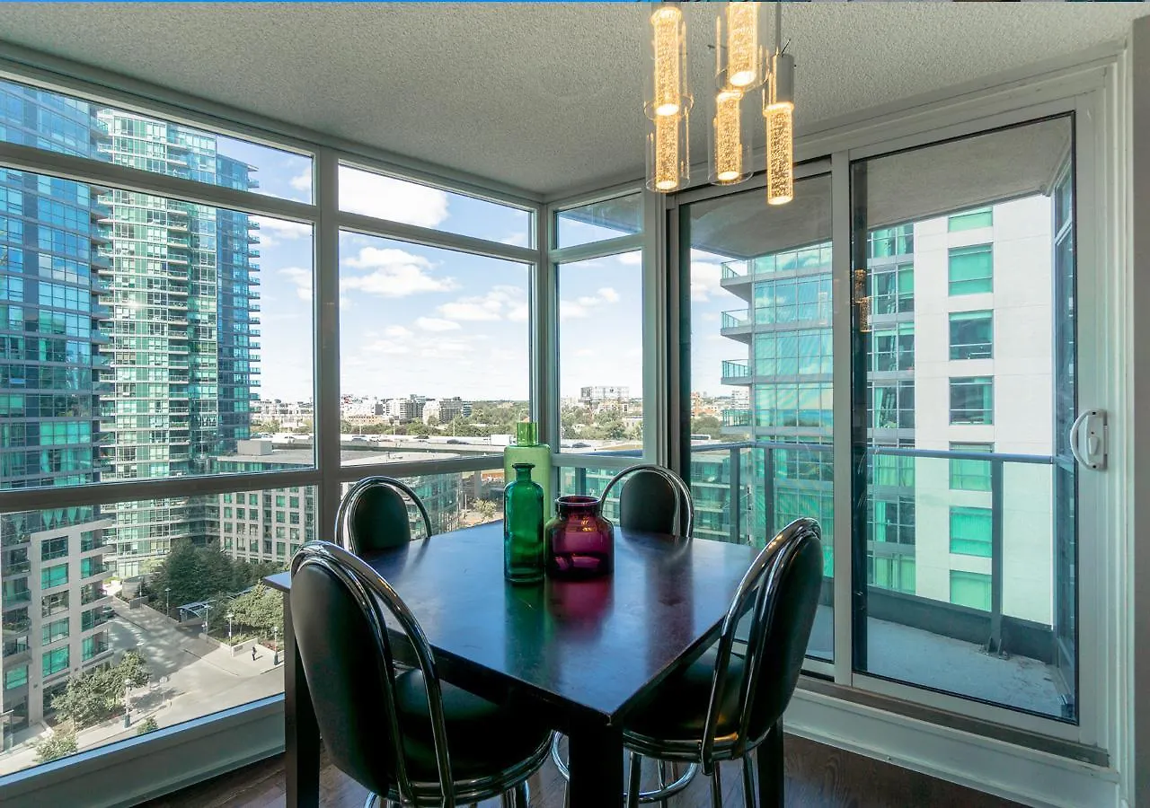 Amber Suite Toronto Apartmán